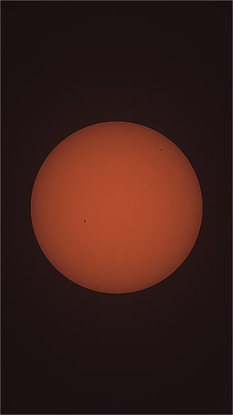 Soleil lumière blanche 28 06 2025 08h41TU